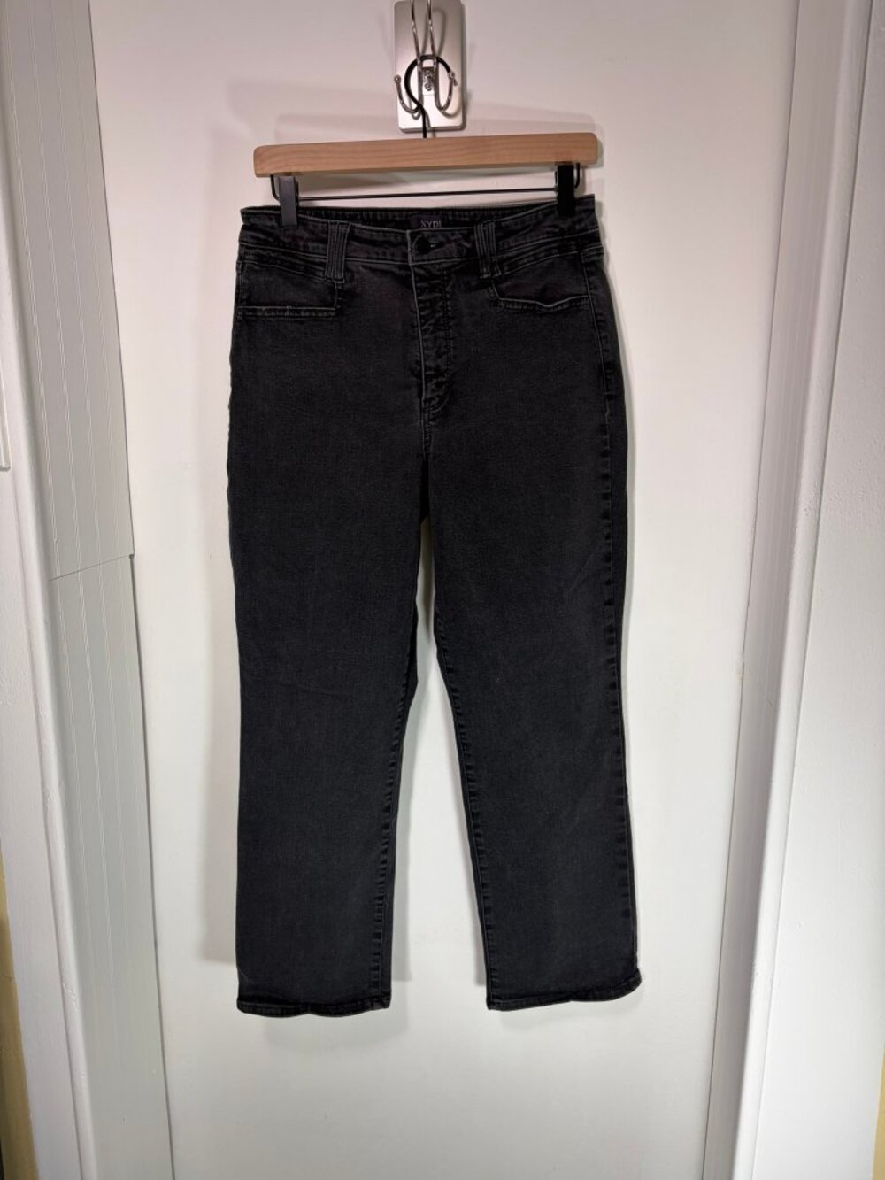 NYDJ Relaxed Straight Jeans Women's 8 Washed Black Lift Tuck High Rise Stretch